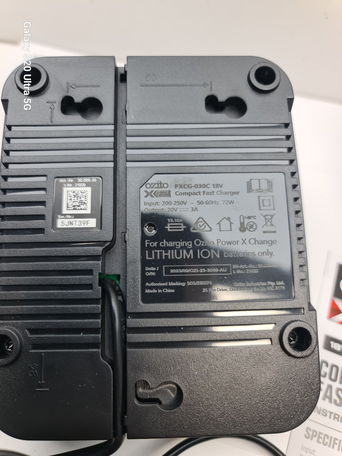 Ozito 18v Compact Fast Battery Charger - New + Genuine