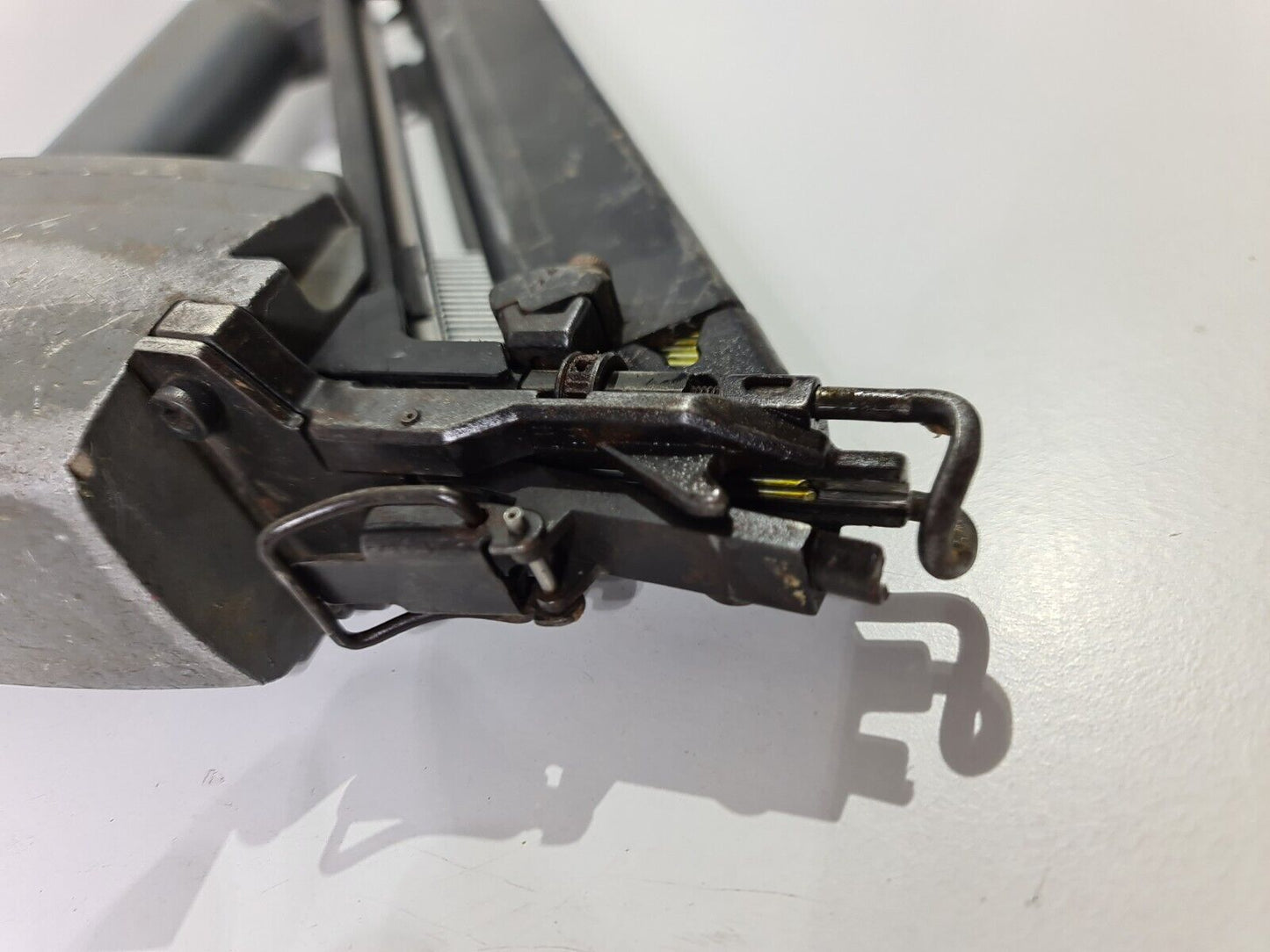 Senco SFN1 Angled Fixing Nail Gun - Older 1980s Model - Used