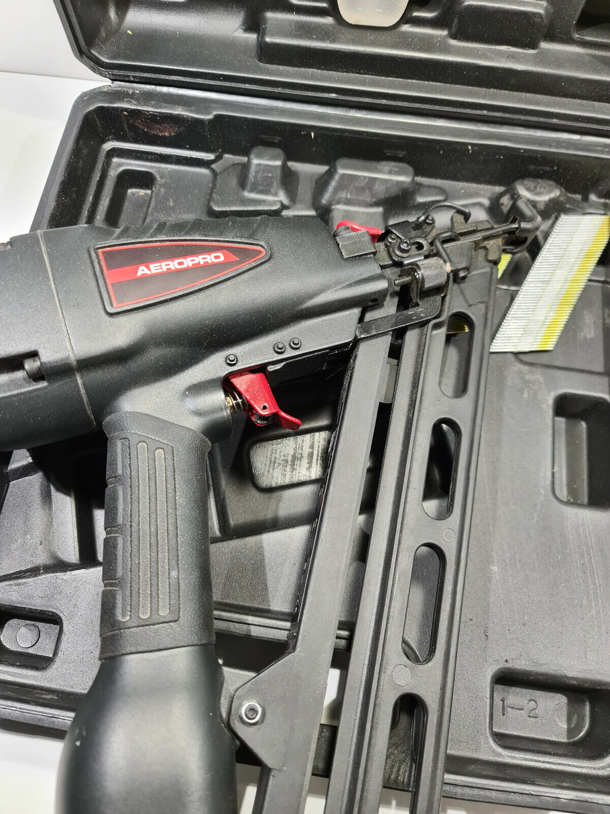 Aeropro 15 Guage Angled Fixing Nail Gun in Case - Near New