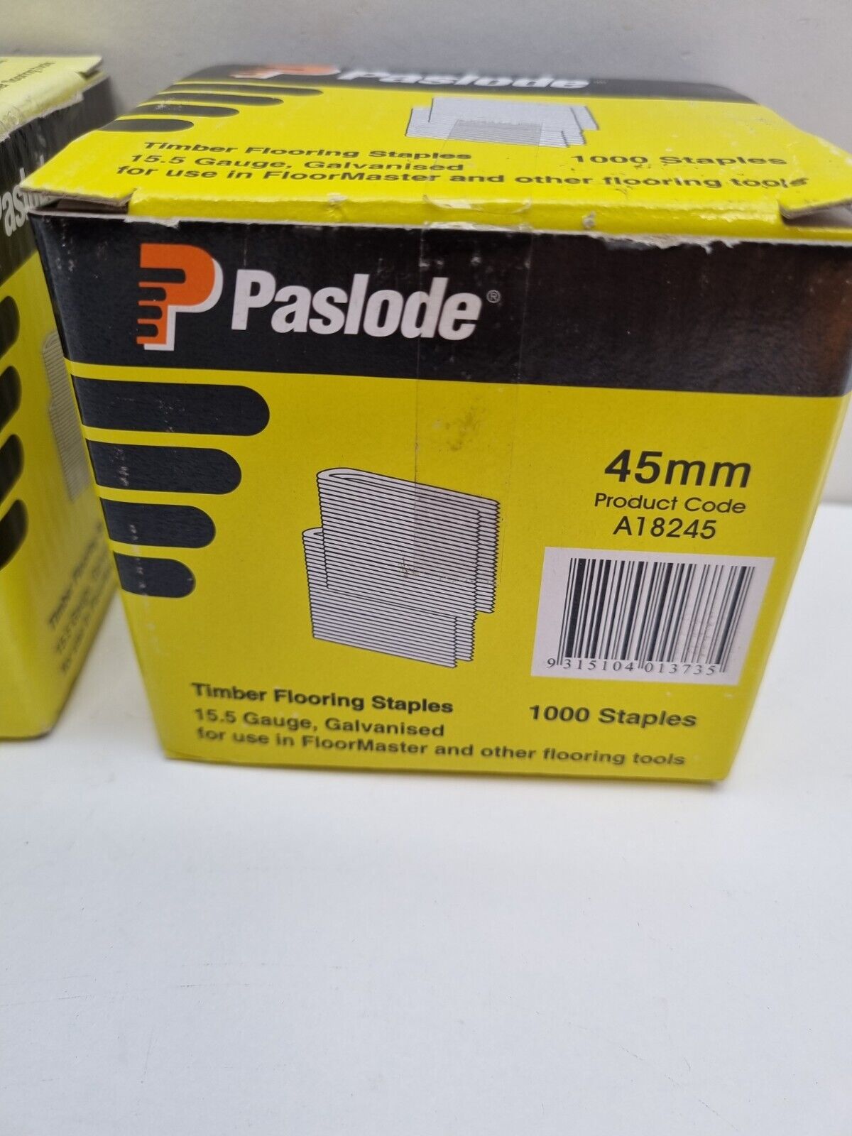 Paslode Flooring Nails Staples x2000 - New