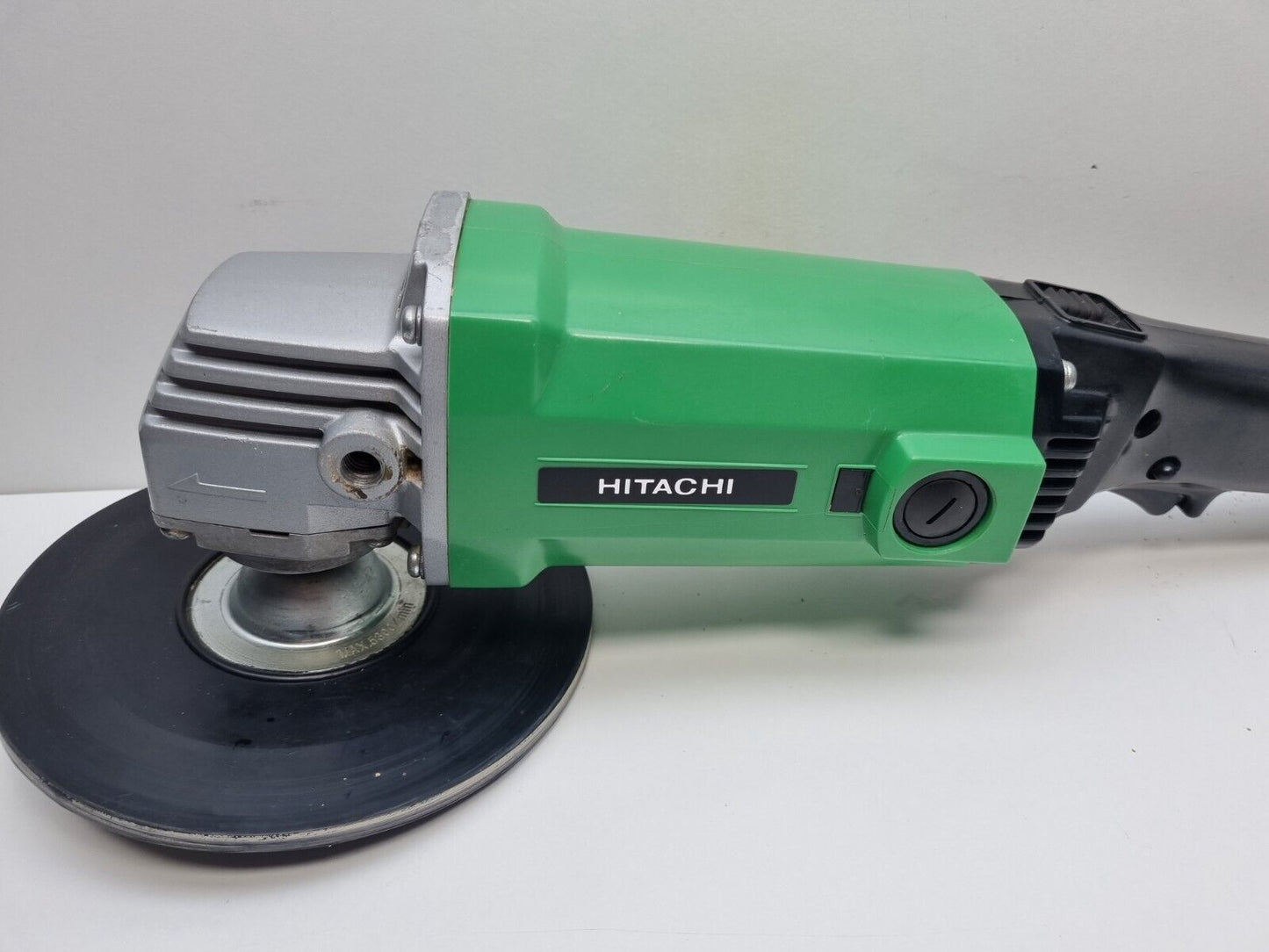 Hitachi Sander Polisher SAT-180, 950w - Good Condition