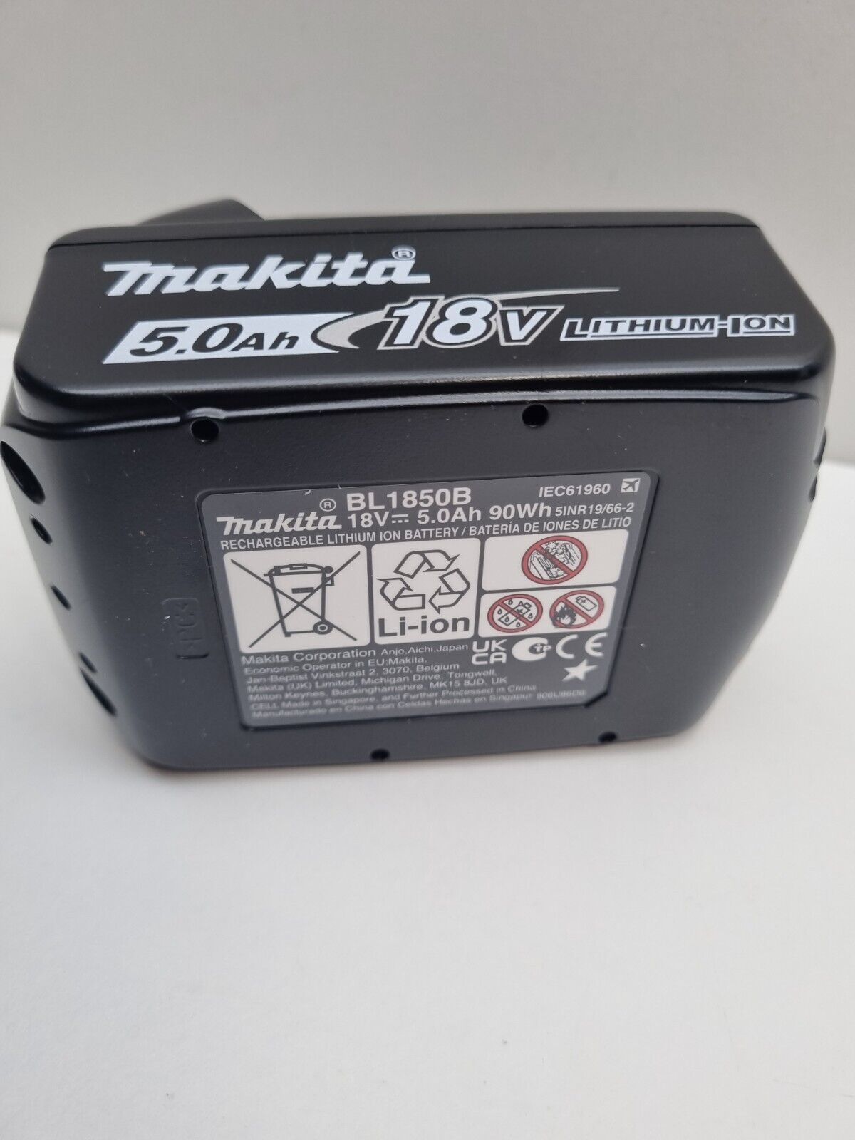 Makita 18v 5Ah Battery - 2024 Model - New