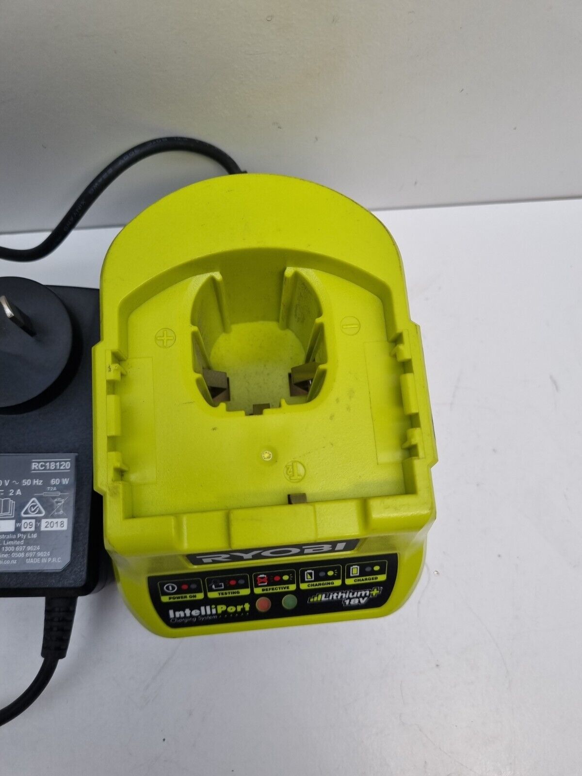 Ryobi 18v Charger RC18120 - Used