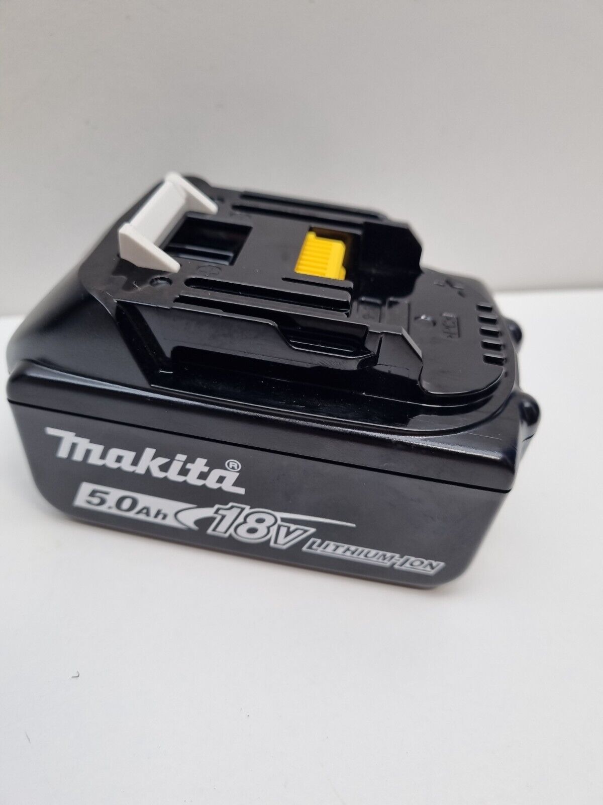 Makita 18v 5Ah Battery - Used + Genuine