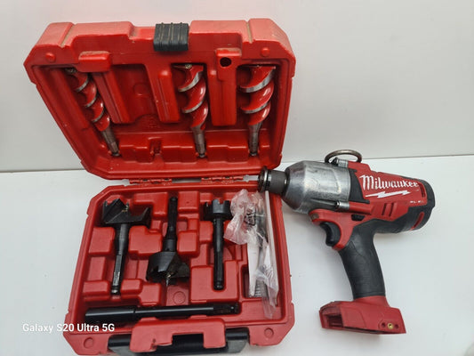 Milwaukee M18CHIDH716 Impact Driver + Bit Set in Case