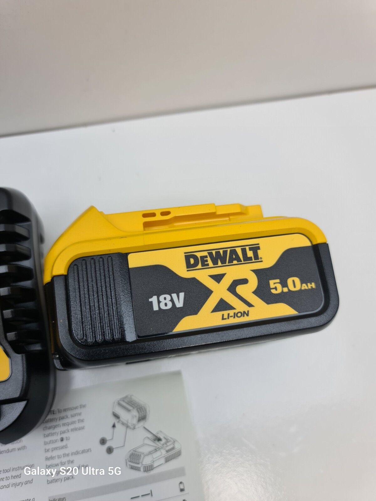 Dewalt 18v 5Ah Battery + Charger DCB1104 - Both New 2024 Models