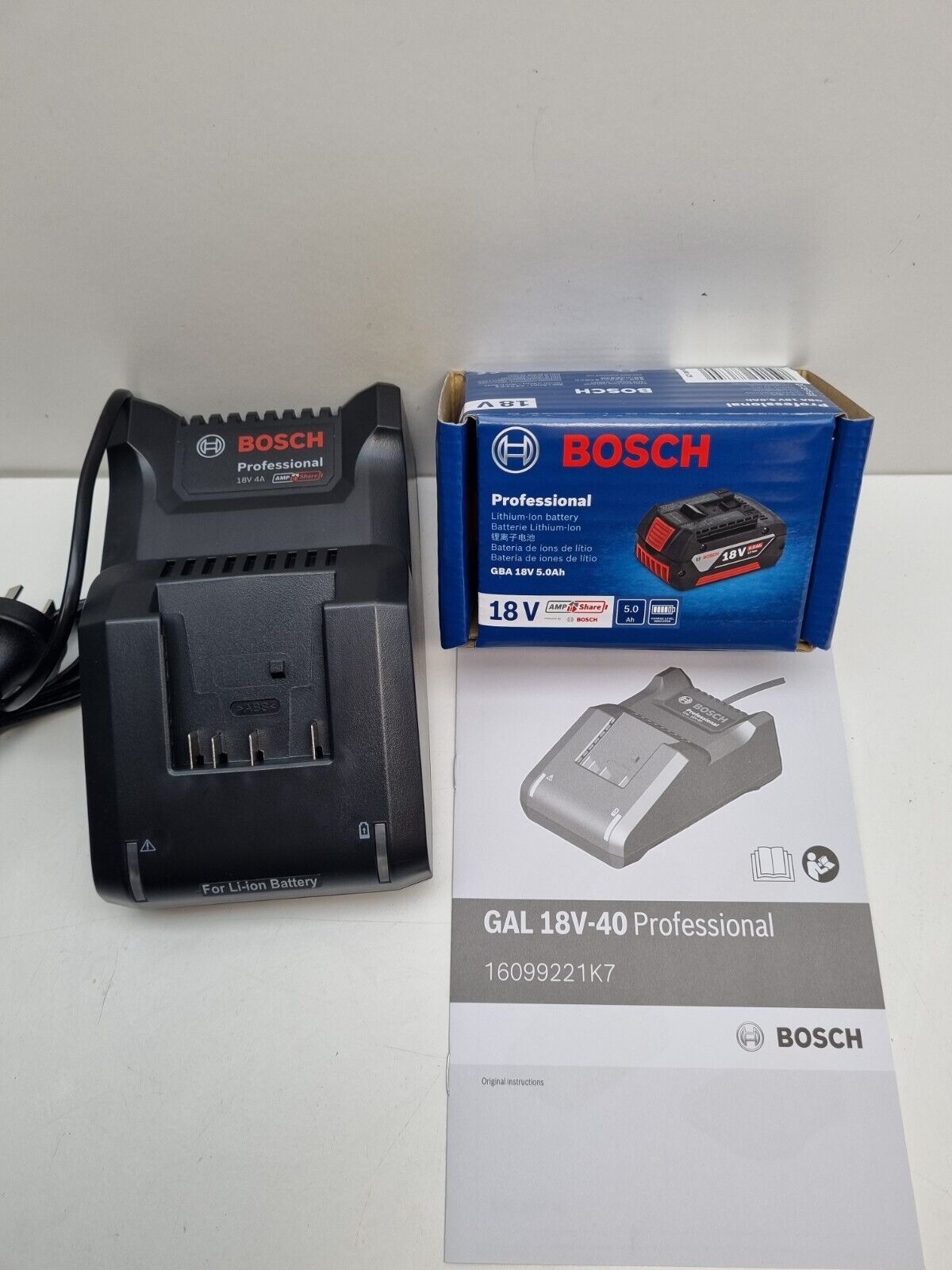 Home Renovating Building Bosch AMP Share 18v Charger