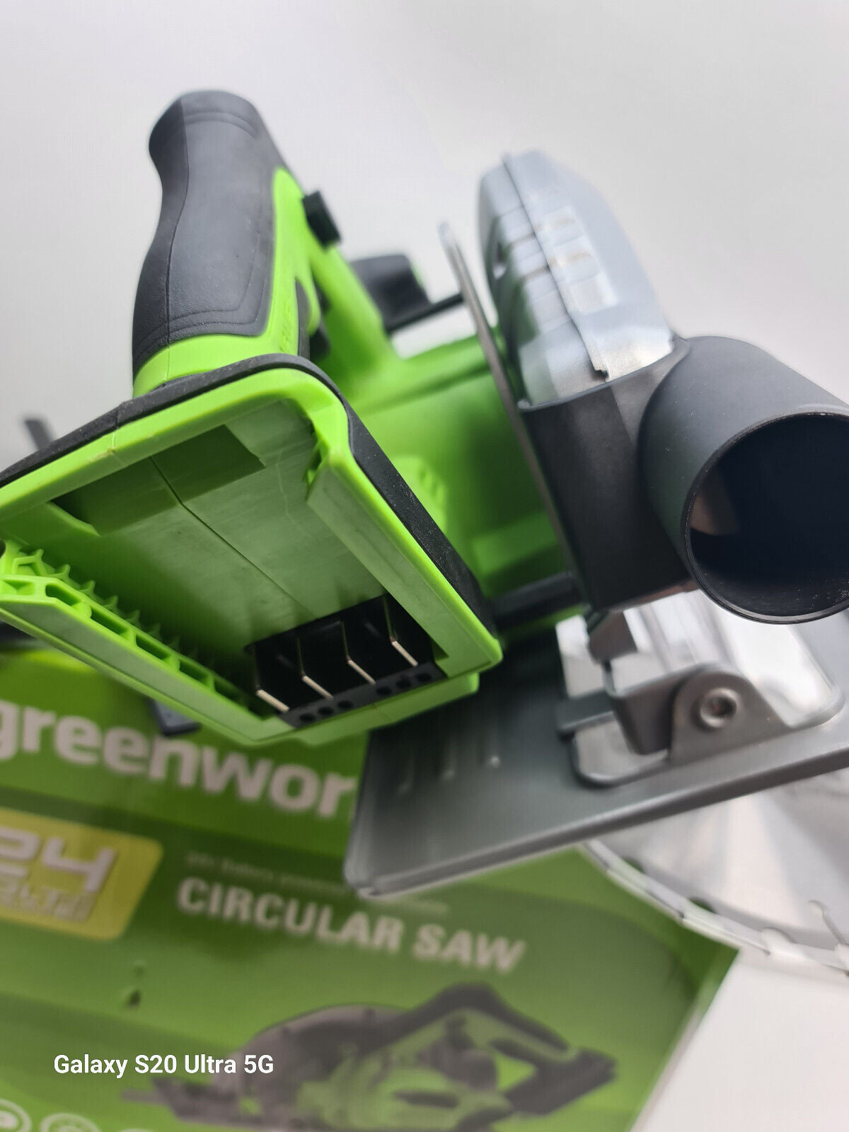 Greenworks 24v Brushless Circular Saw CRD401 - New