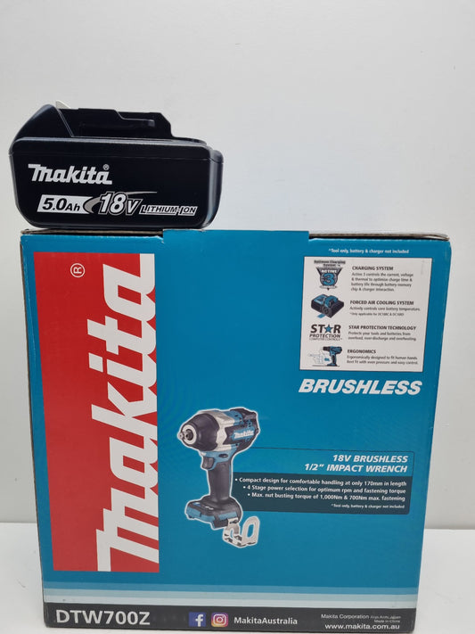 Makita 18v Impact Wrench Blue 5.0Ah Battery DTW700Z