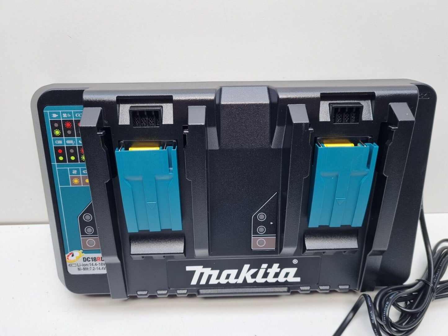 Makita 18v Double Rapid Charger DC18RD - New