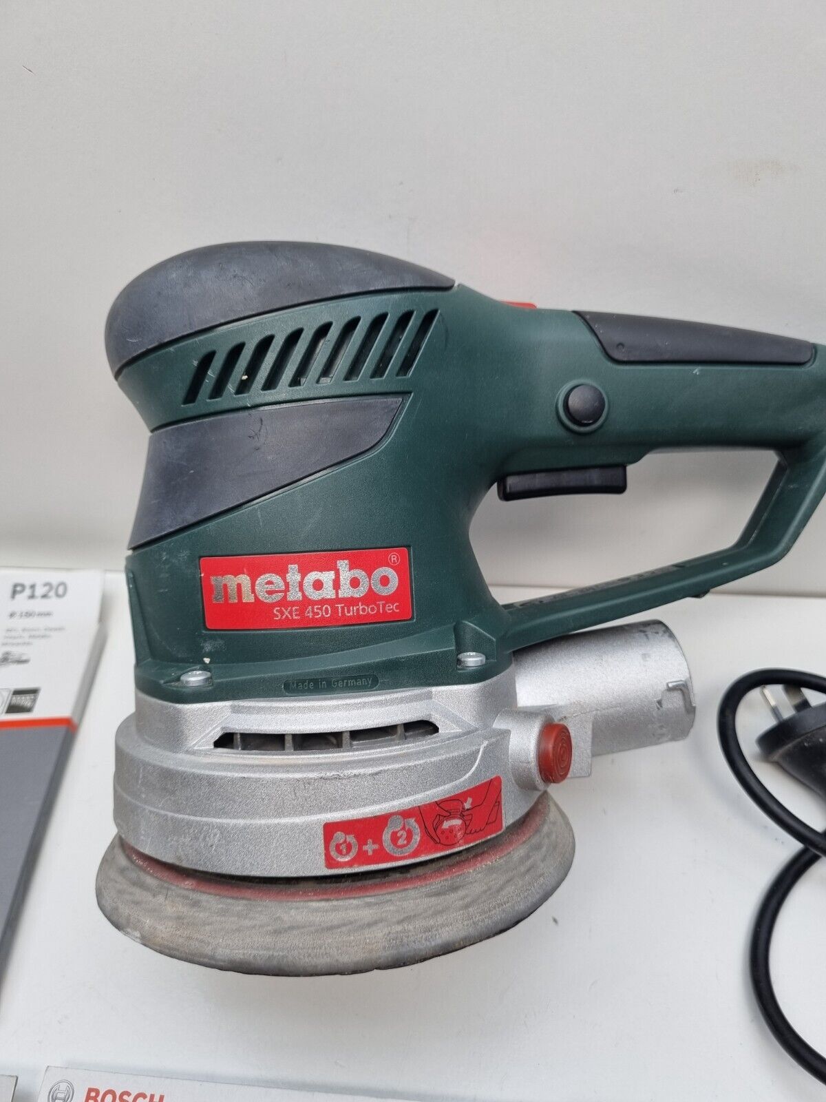 Metabo SXE450 Turbo Tec 150mm Orbital Sander + Pads