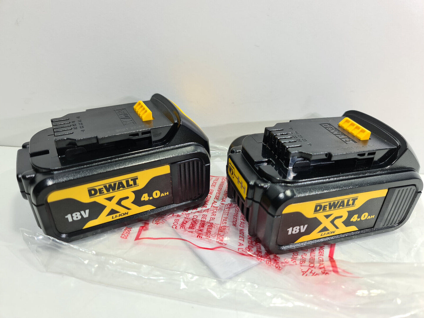 Dewalt 18v 4Ah Batteries x2 DCB182 - New + Genuine