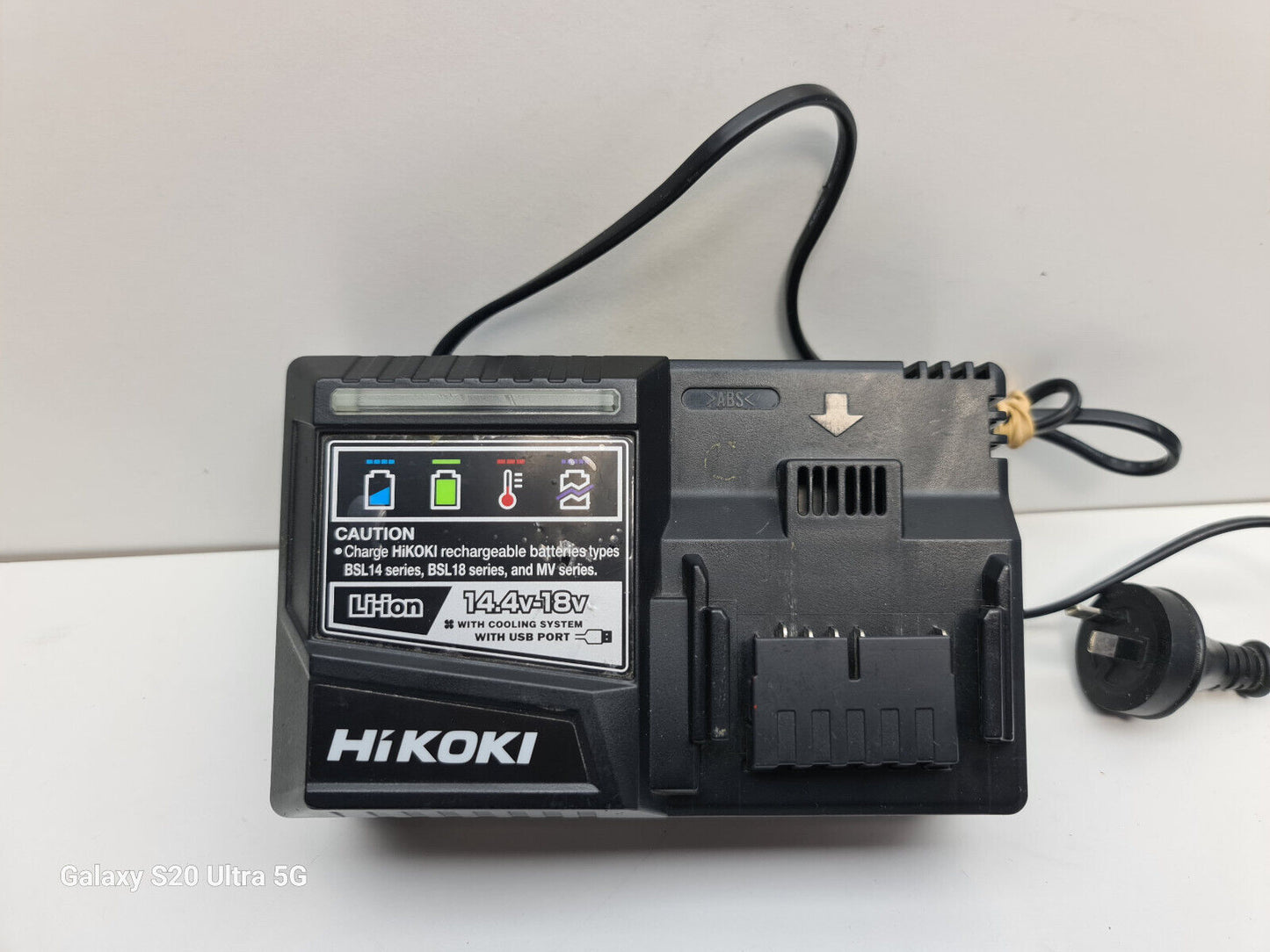 Hikoki 18v 36v Rapid Charger with USB - Used