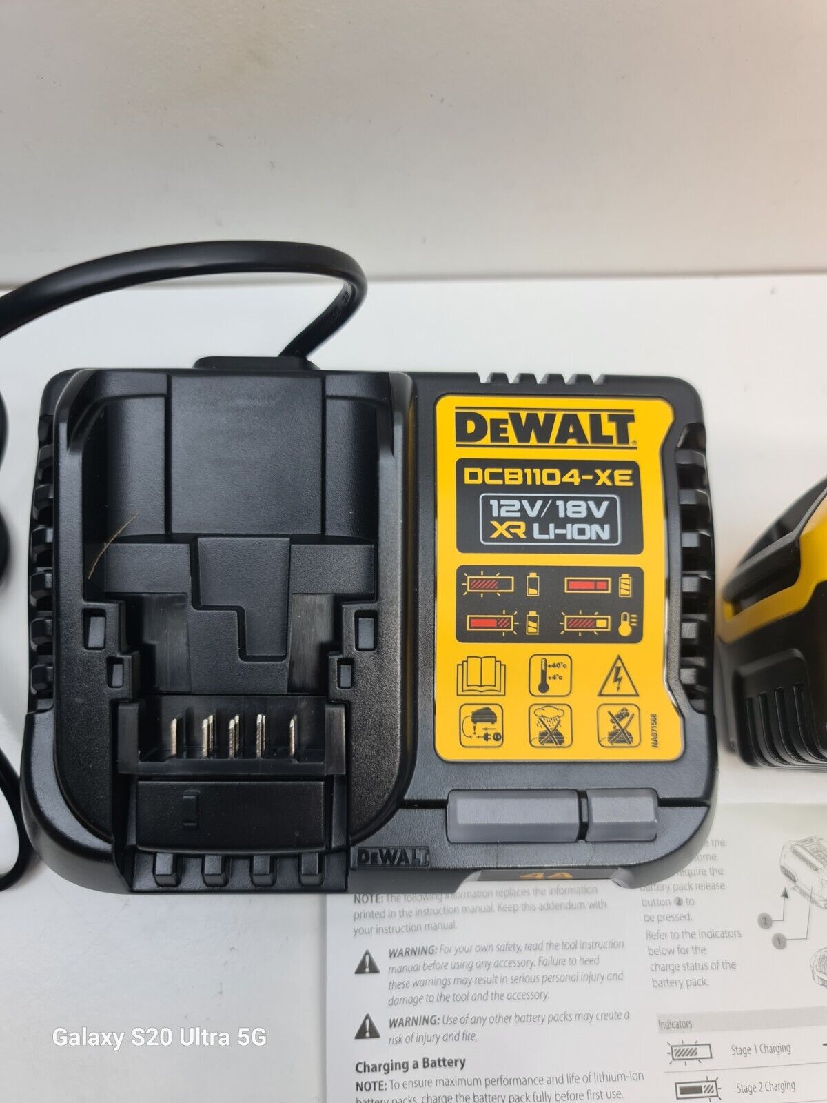 Dewalt 18v 5Ah Battery + Charger DCB1104 - Both New 2024 Models