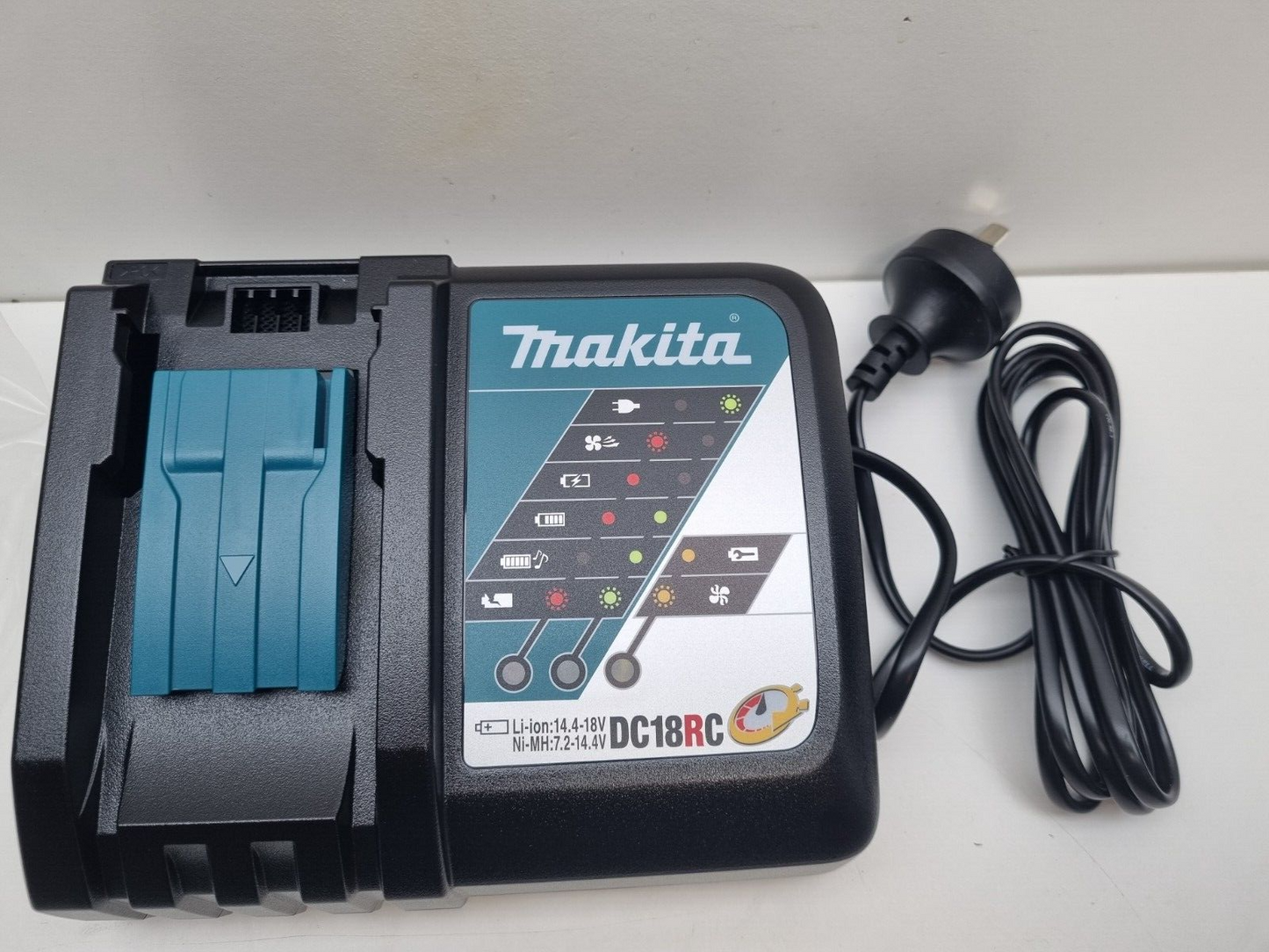 Makita 18v Rapid Charger - 2024 Model - New