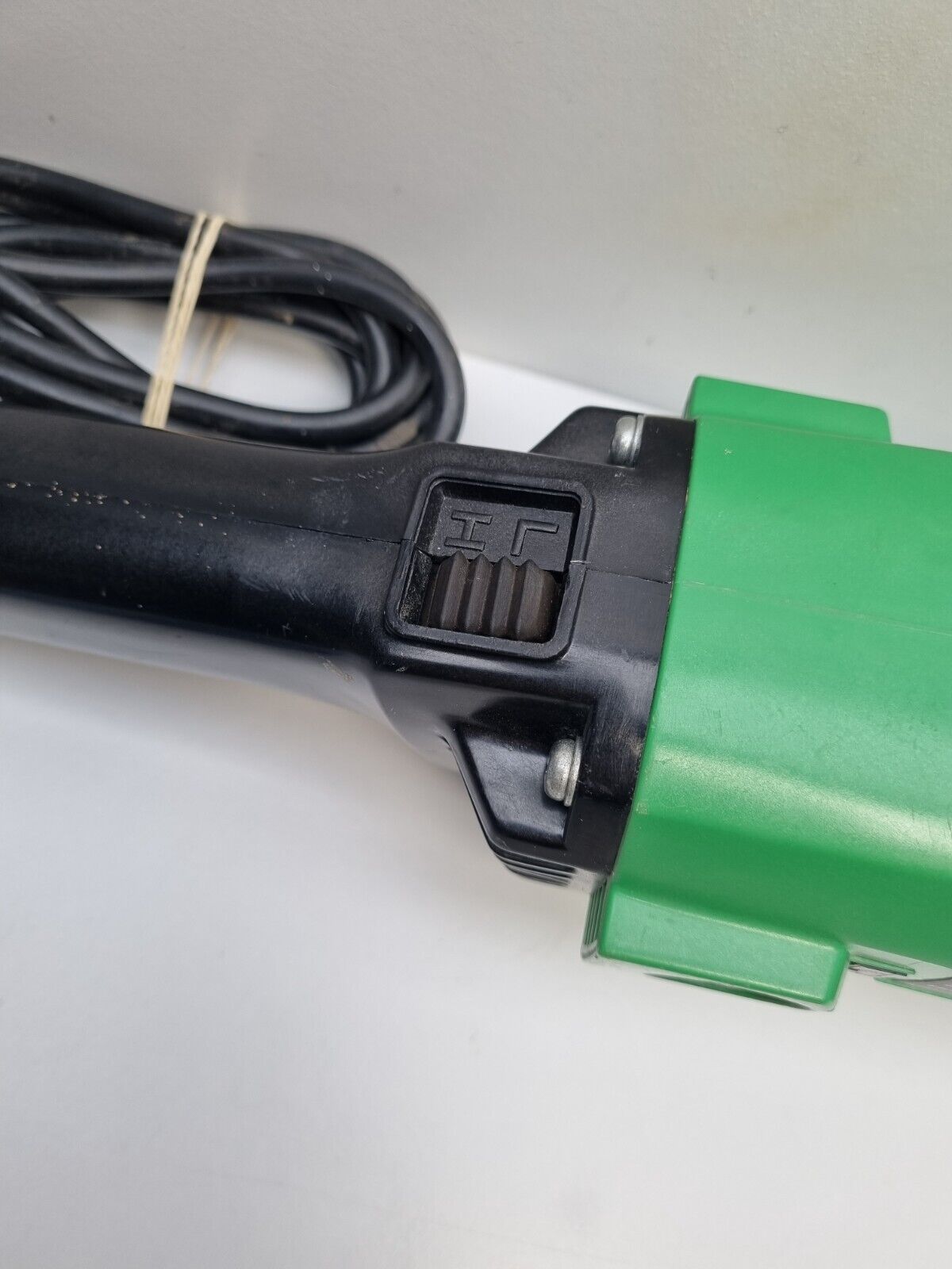 Hitachi Sander Polisher SAT-180, 950w - Good Condition