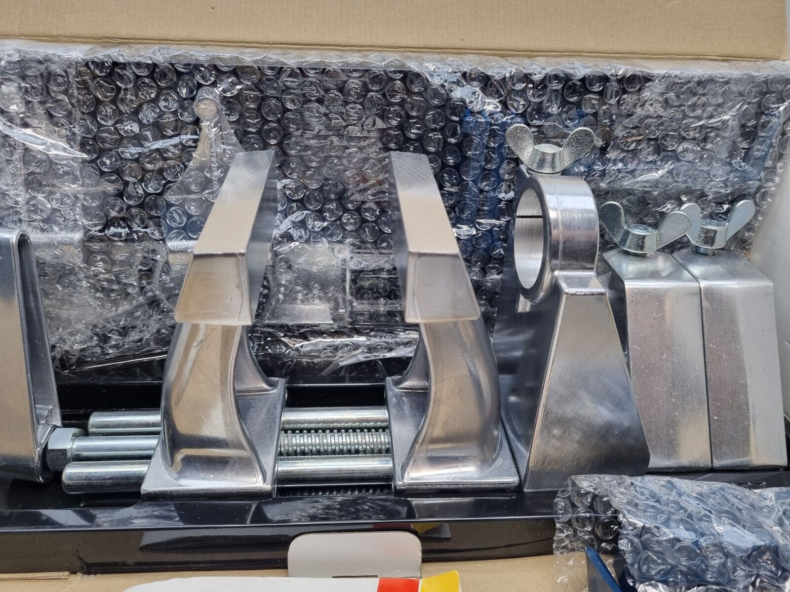 44184038