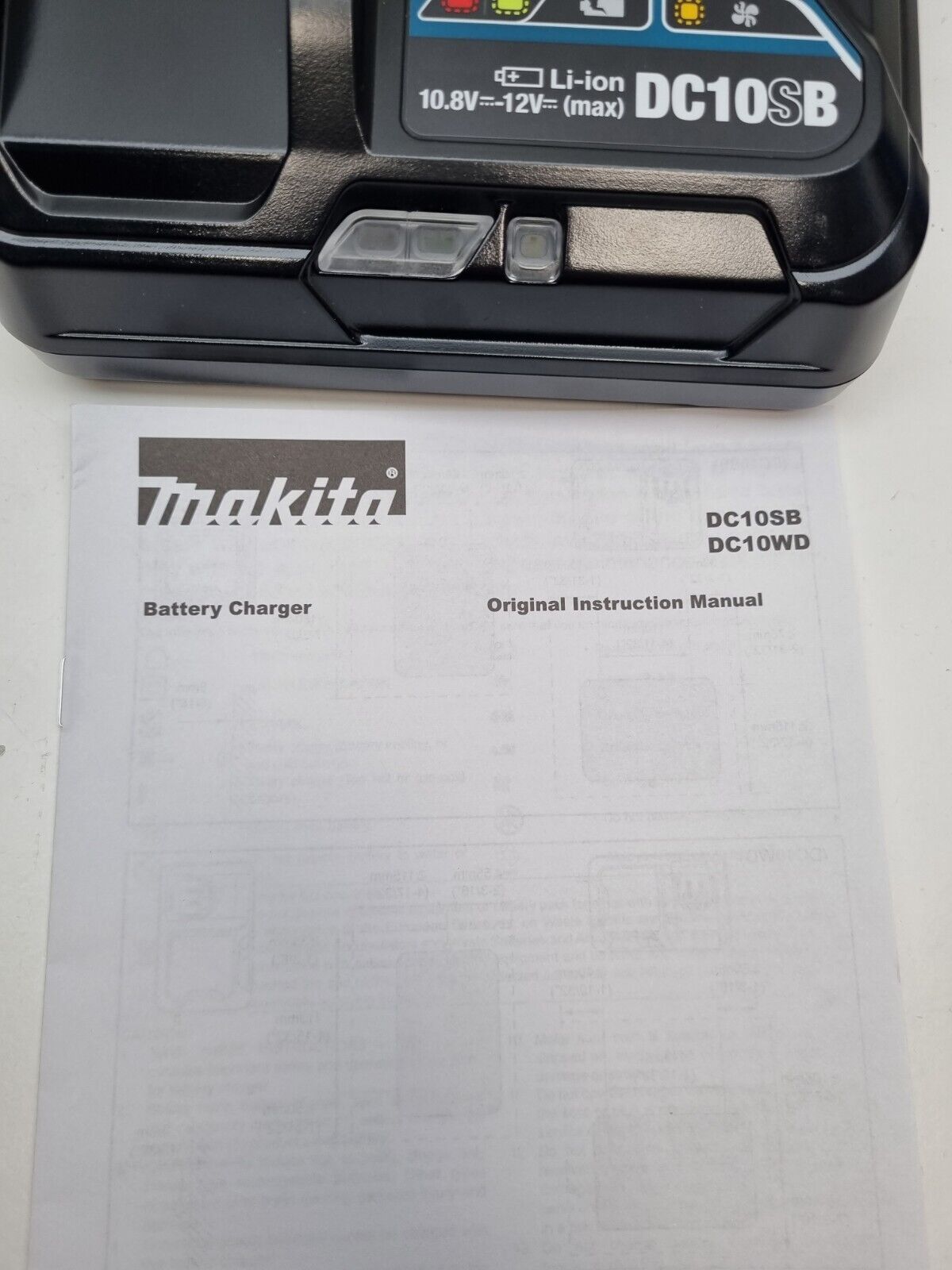 Makita 12v Rapid Charger DC10SB - New