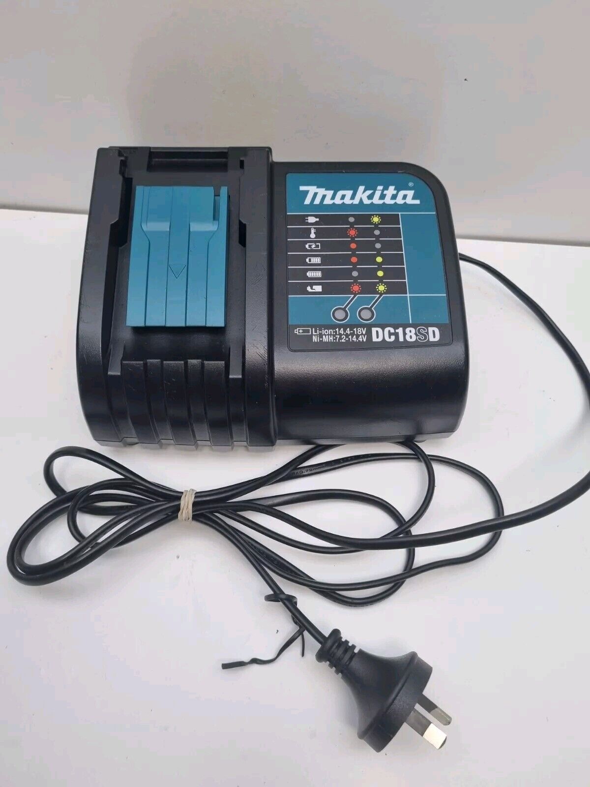 Makita 18v Charger DC18SD Buy Power Tools