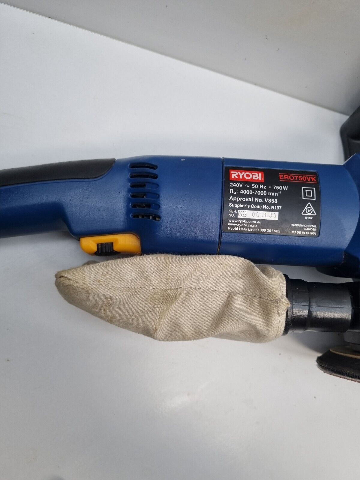 Ryobi ERO750VK 150mm Random Orbital Sander - Used