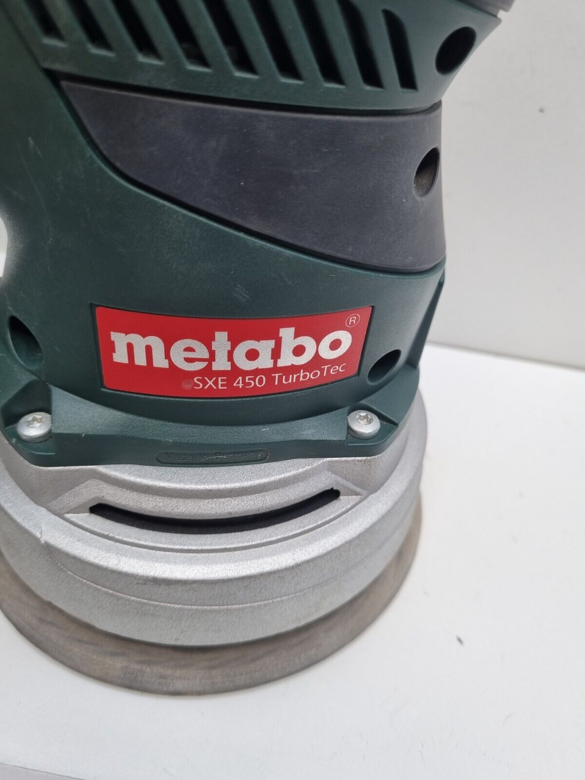 Metabo SXE450 Turbo Tec 150mm Orbital Sander + Pads