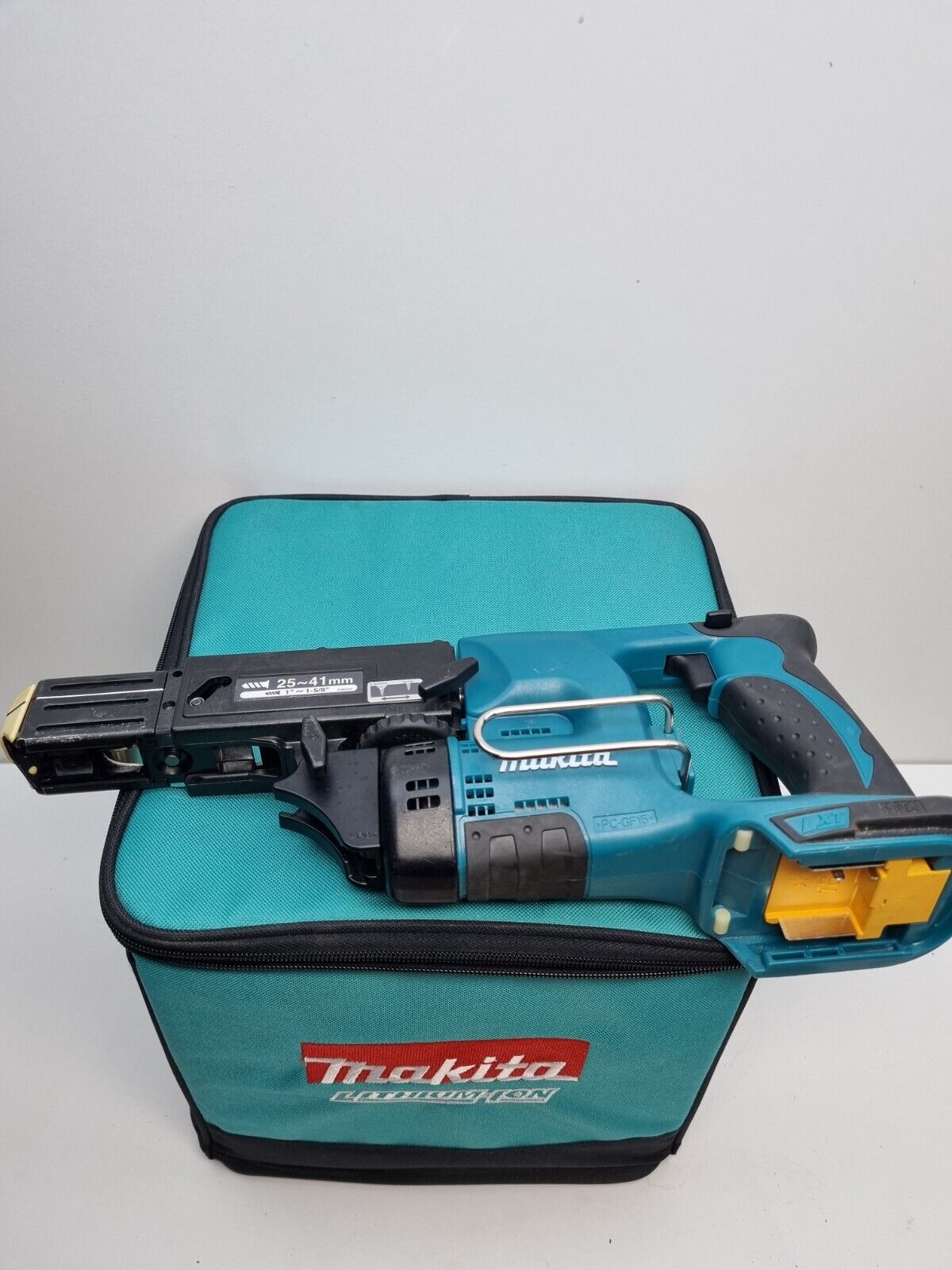 Makita 18v Screw Gun DFR450X + Soft Case - New Condition