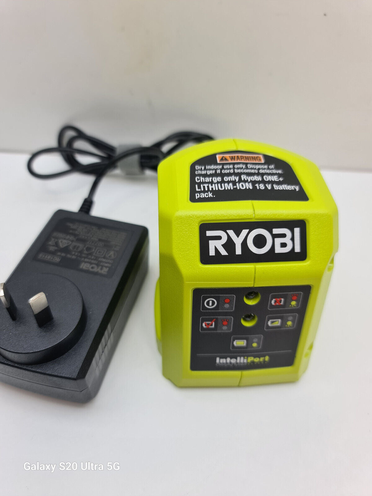 Ryobi 18v Battery Charger - Trickle Charge - New