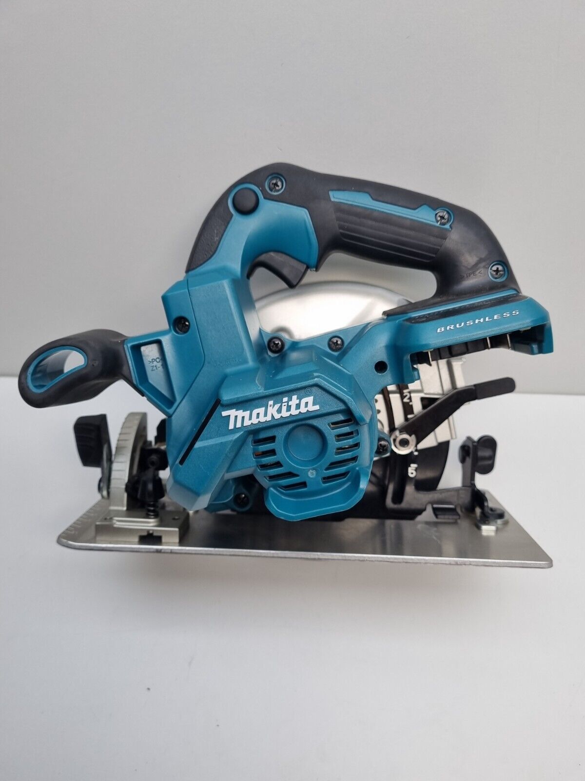 Makita 18v Brushless Circular Saw DHS660 - Great Condition