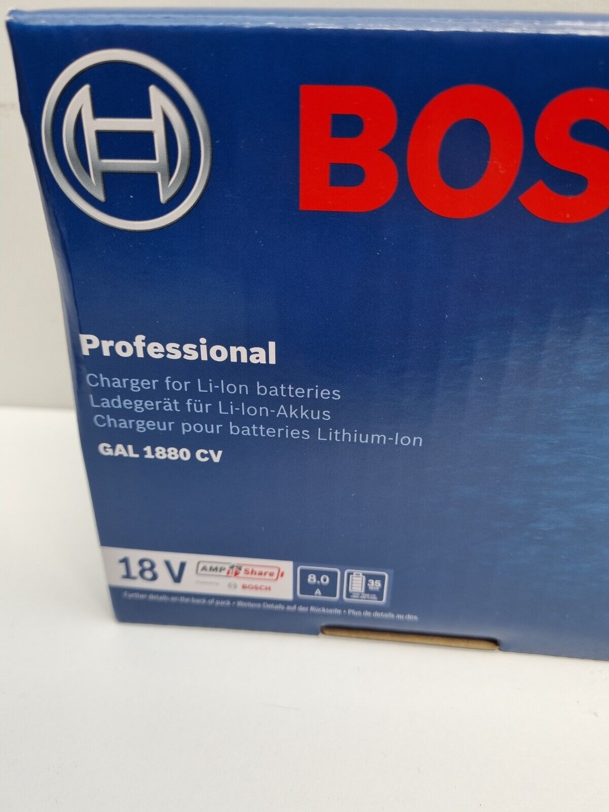 Bosch Blue 18v Rapid Charger GAL1880CV - New in Box