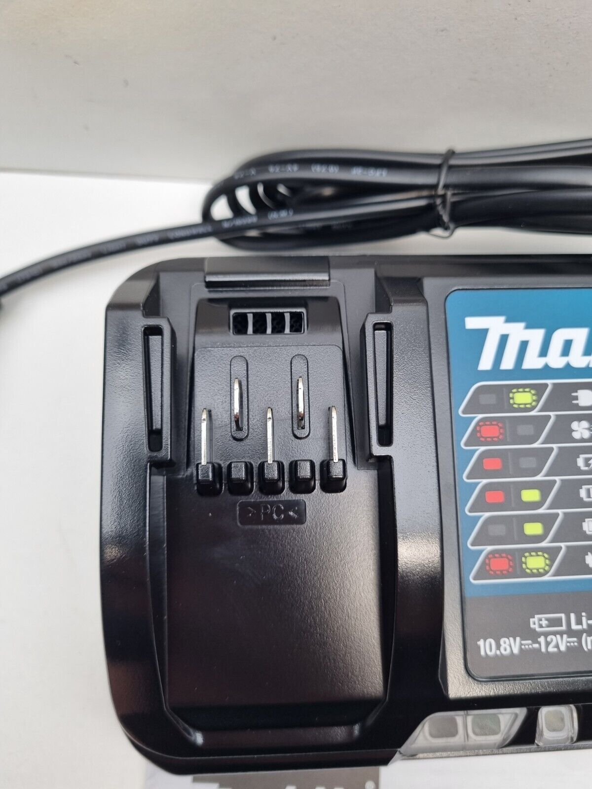 Makita 12v Rapid Charger DC10SB - New