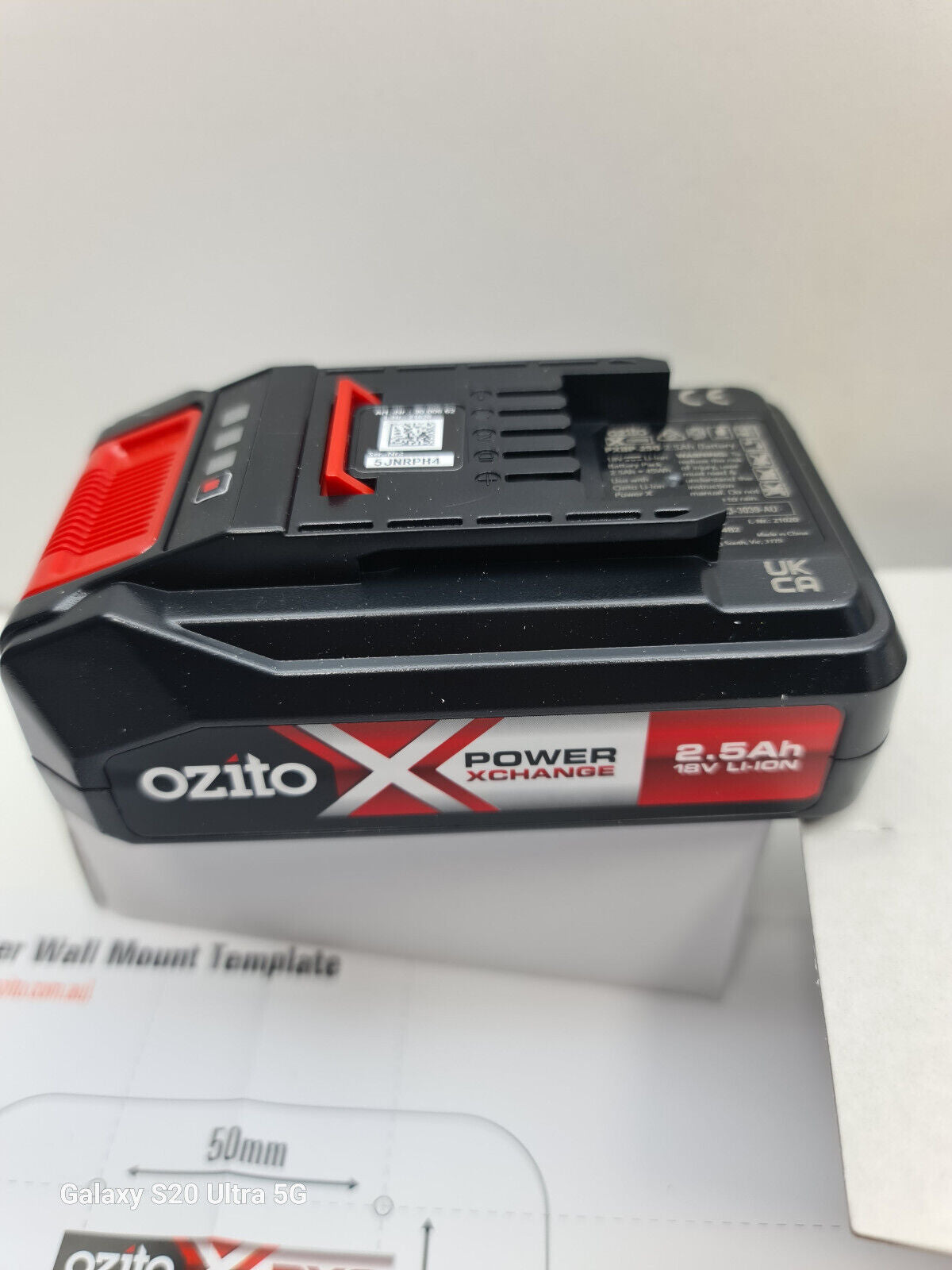 Ozito 18v Charger + 2.5Ah Battery - New