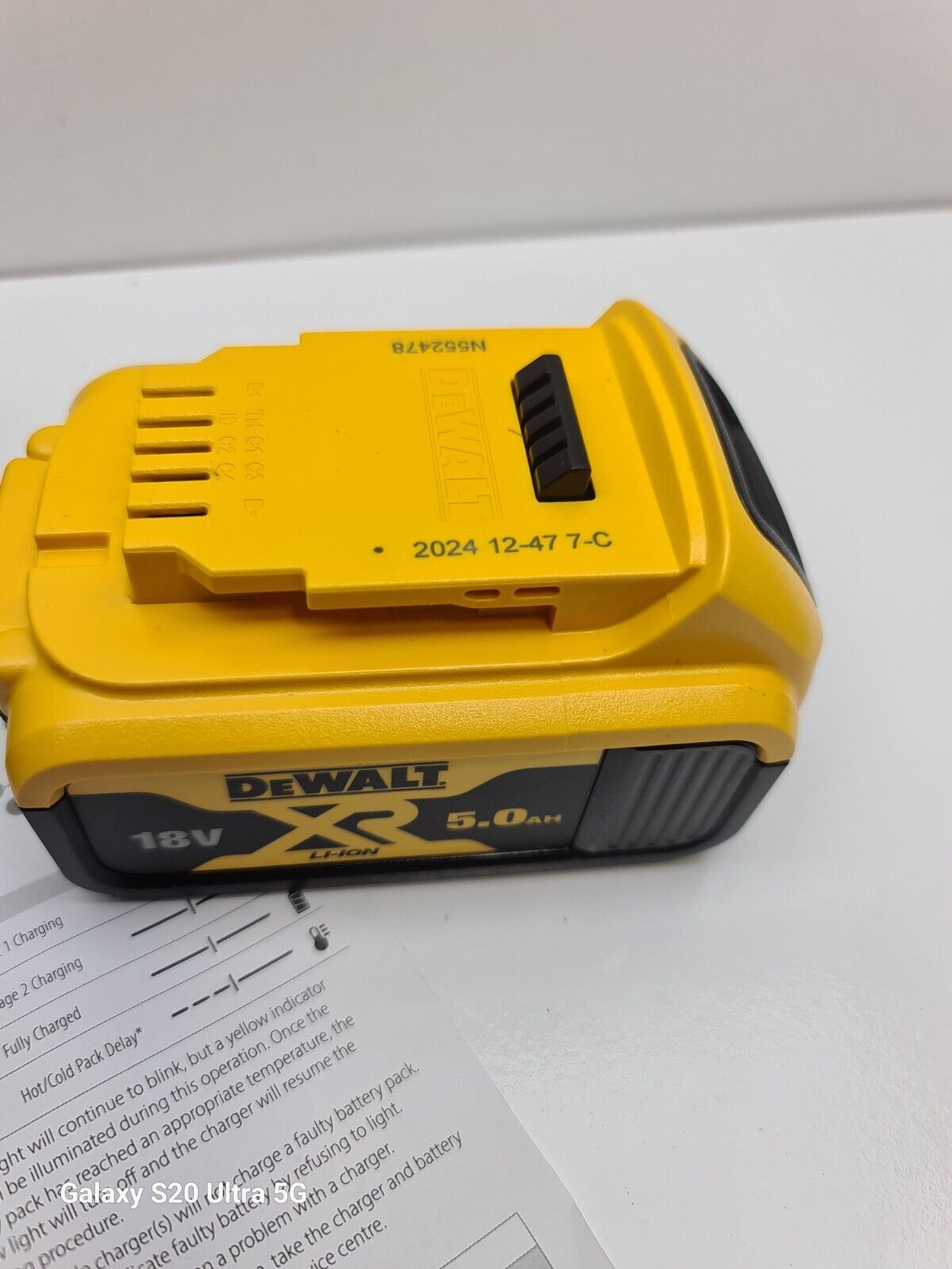 Dewalt 18v 5Ah Battery + Charger DCB1104 - Both New 2024 Models