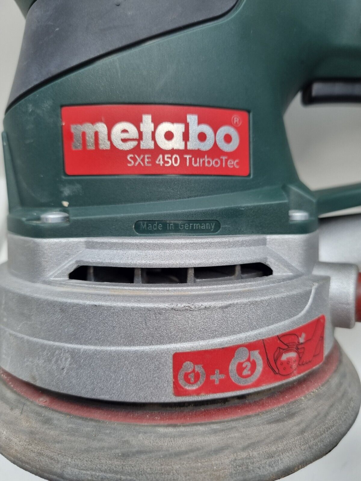 Metabo SXE450 Turbo Tec 150mm Orbital Sander + Pads