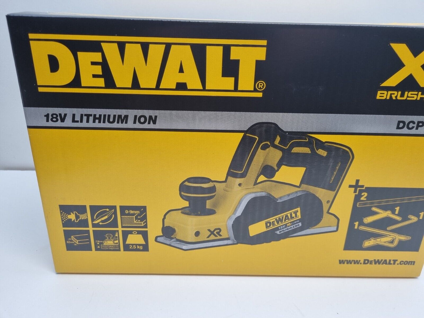 Dewalt 18v Brushless Planer DCP580N - New in Box