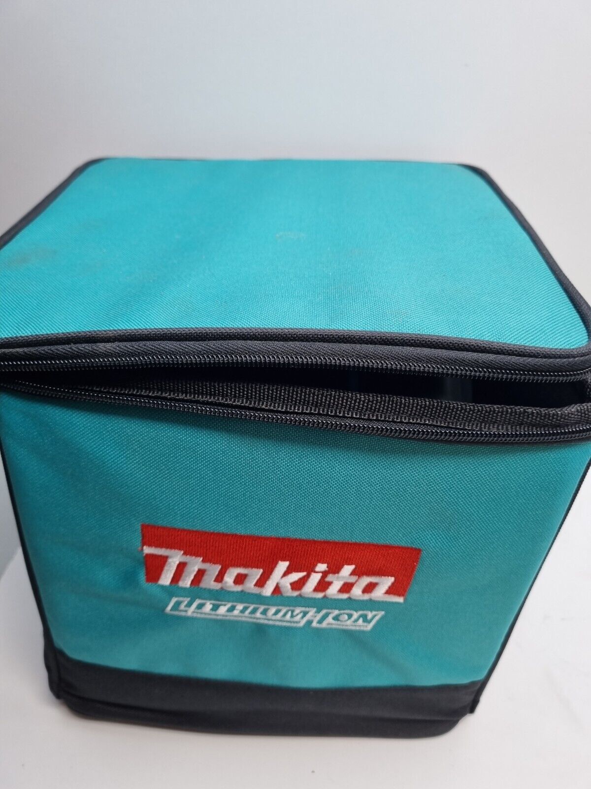 Makita 18v Screw Gun DFR450X + Soft Case - New Condition