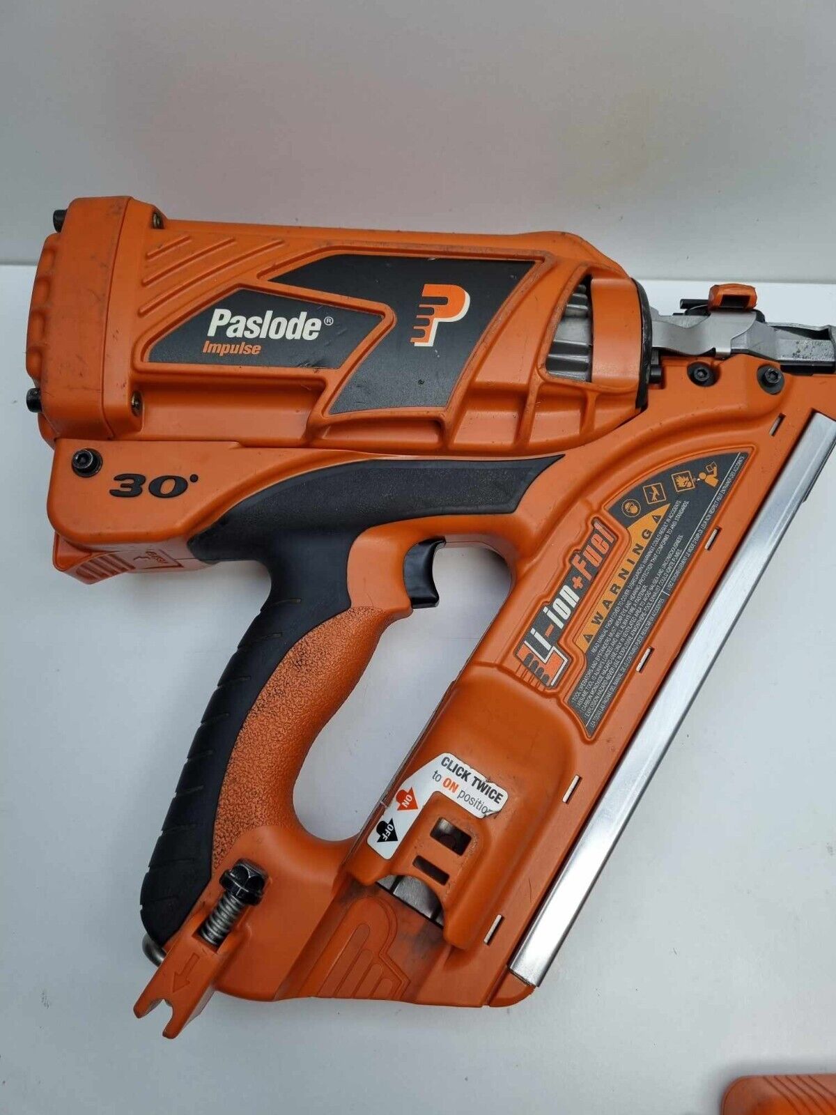 Paslode Framing Nail Gun Kit - Great Condition + Serviced