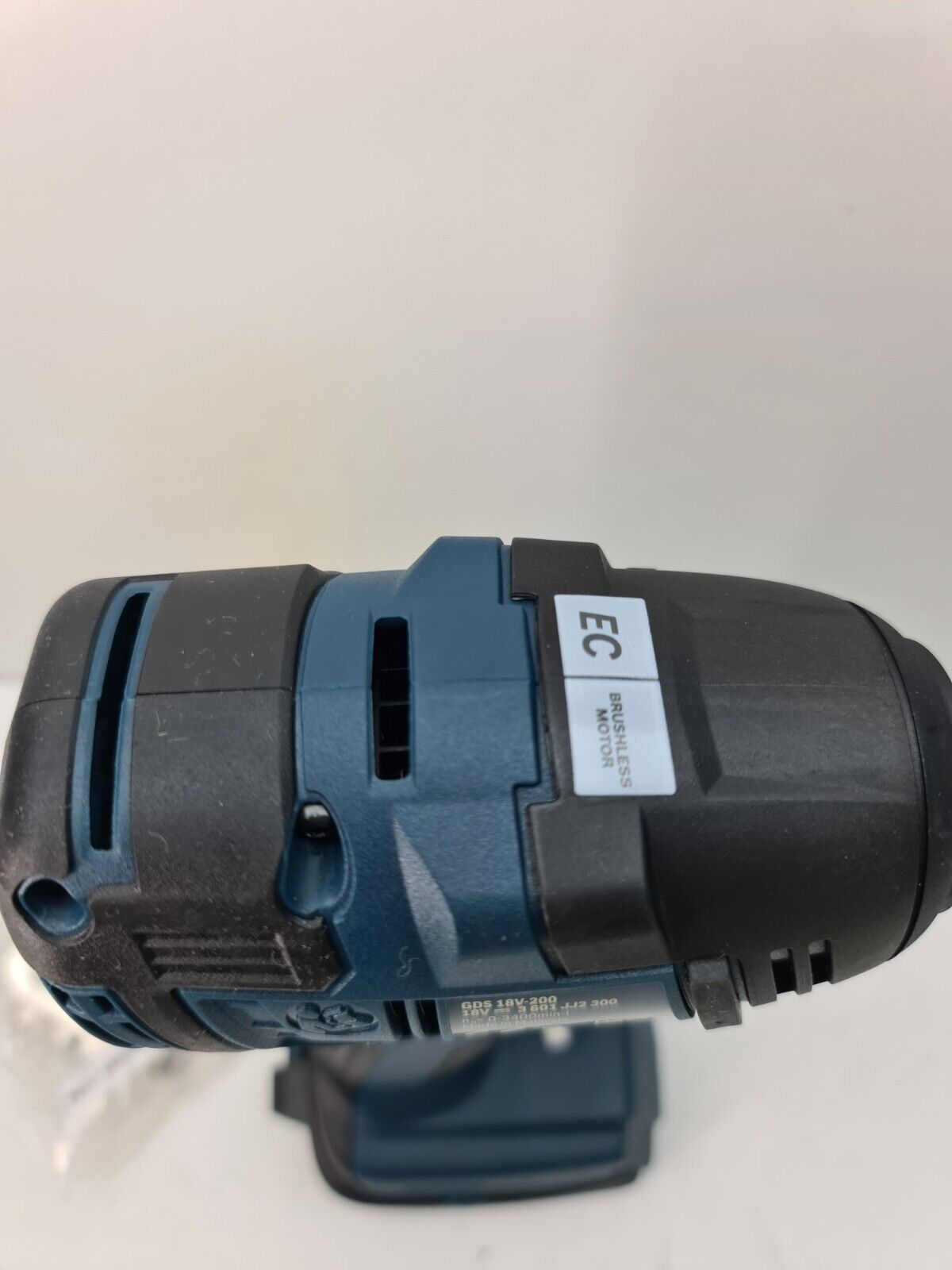 Bosch 18v Impact Wrench GDS18V-200 - New