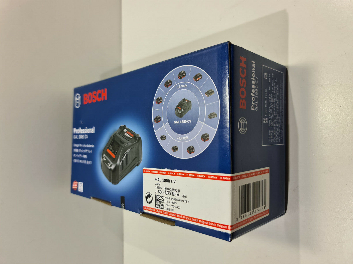 Bosch 18v Fast Charger GAL1880 - New - Suits Pro Core