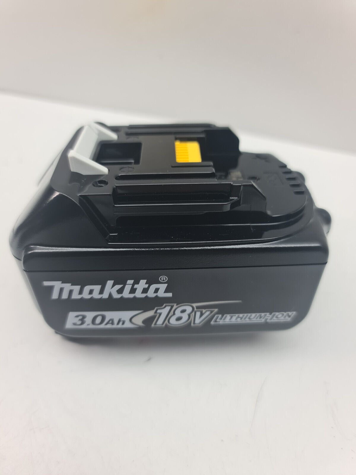 Makita 18v 3Ah Battery - New + Genuine