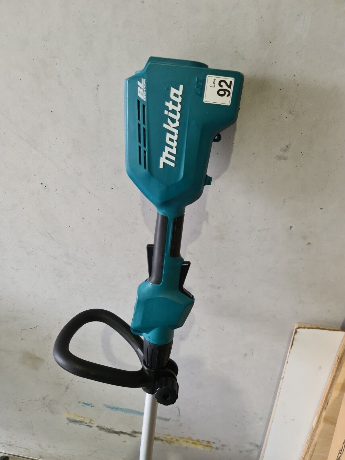 Makita 18v Brushless Line Trimmer DUR189 - Used