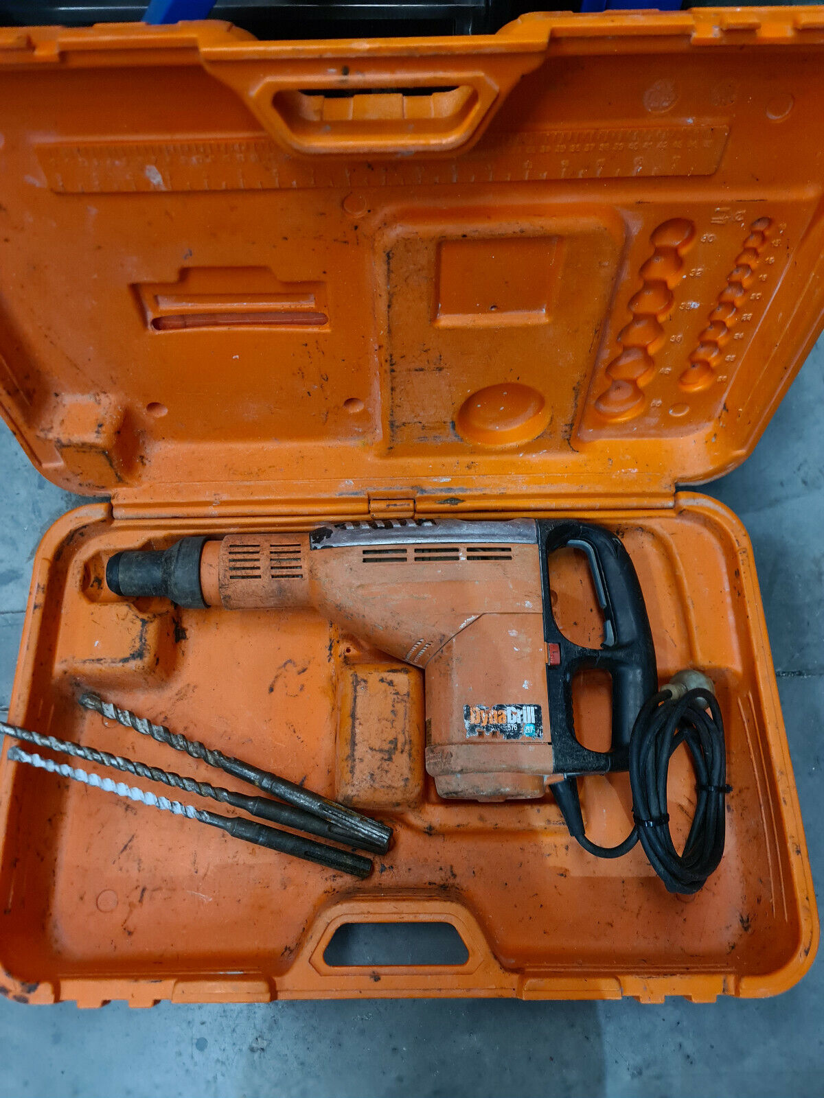 Ramset Dynadrill DD576 Rotary Hammer Breaker SDS MAX in Case - Used