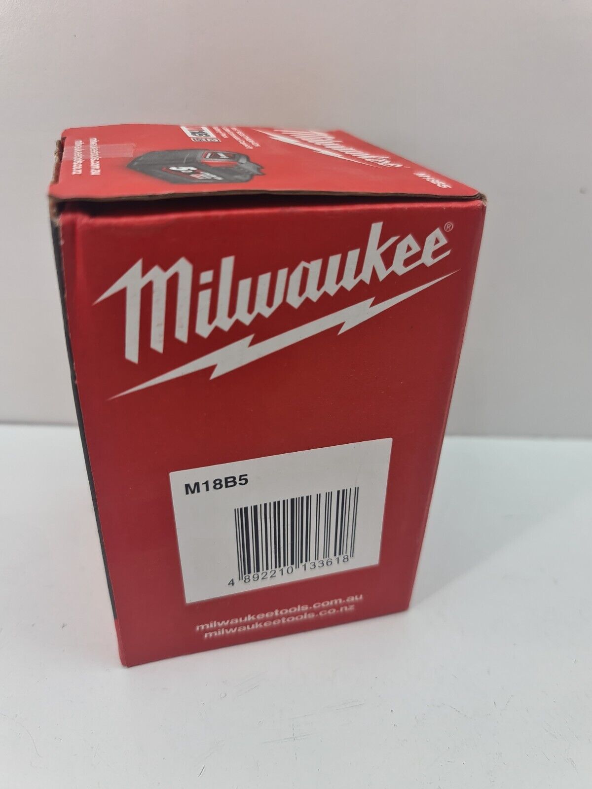 Milwaukee 18v 5Ah Battery M18B5 - New + Genuine