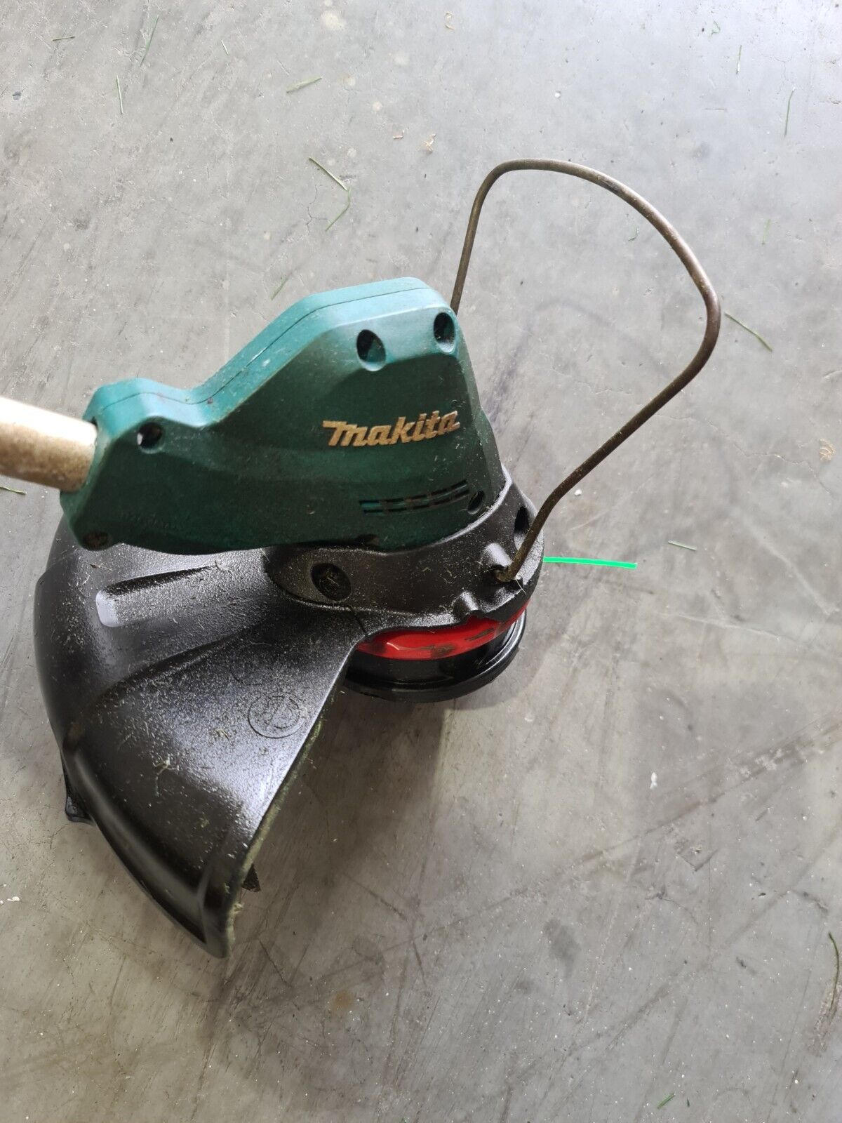 Makita 18v Brushless Line Trimmer DUR189 - Used