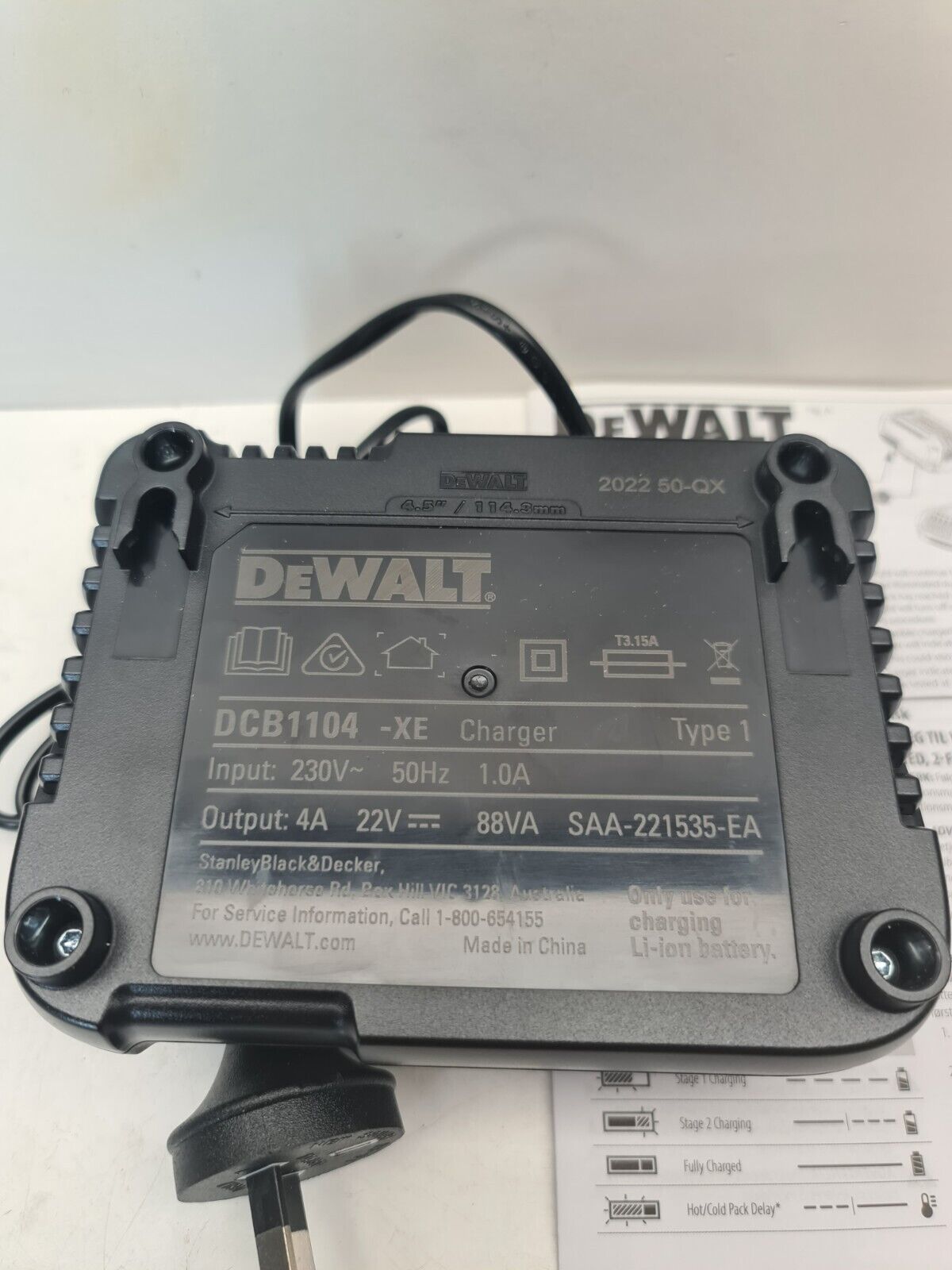 Dewalt 18v Charger 4A DCB1104 - New